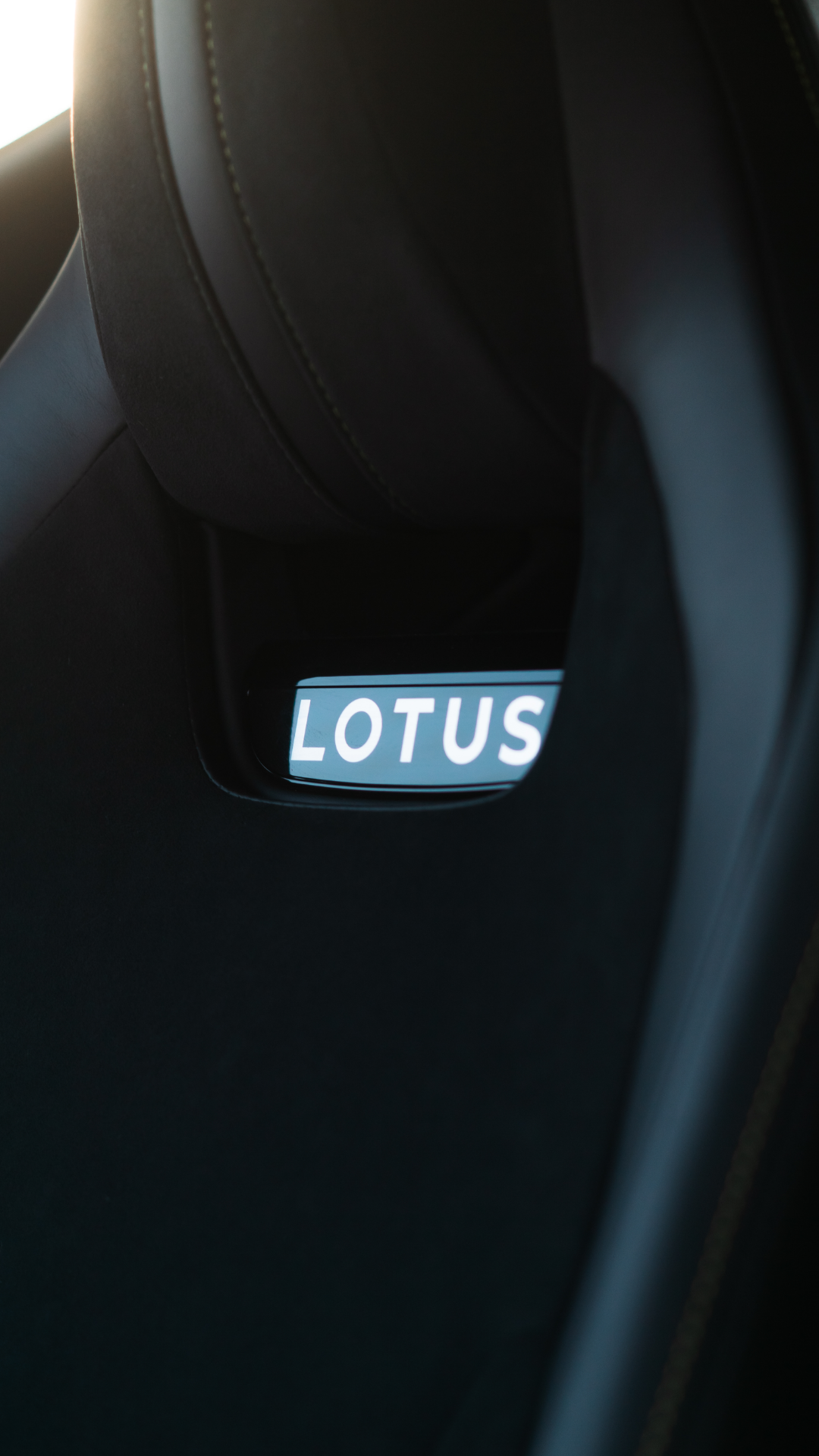 Lotus — Seat Detail