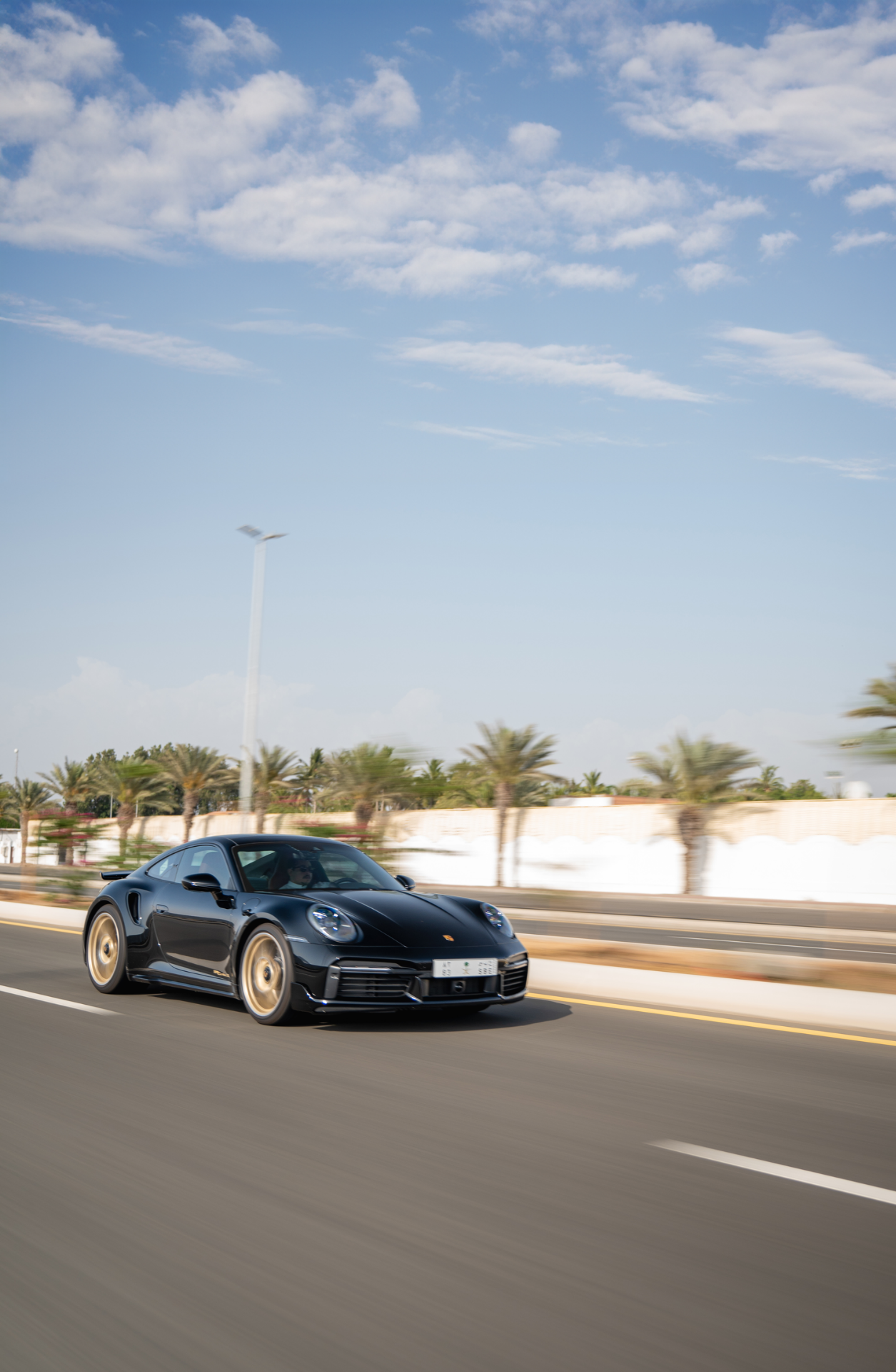 Porsche 911 Turbo — Rolling